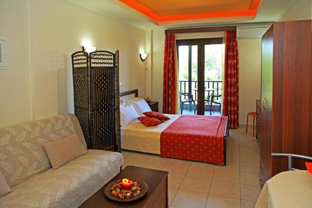 Dionysus Apartments & Suites Ierissós Exteriér fotografie