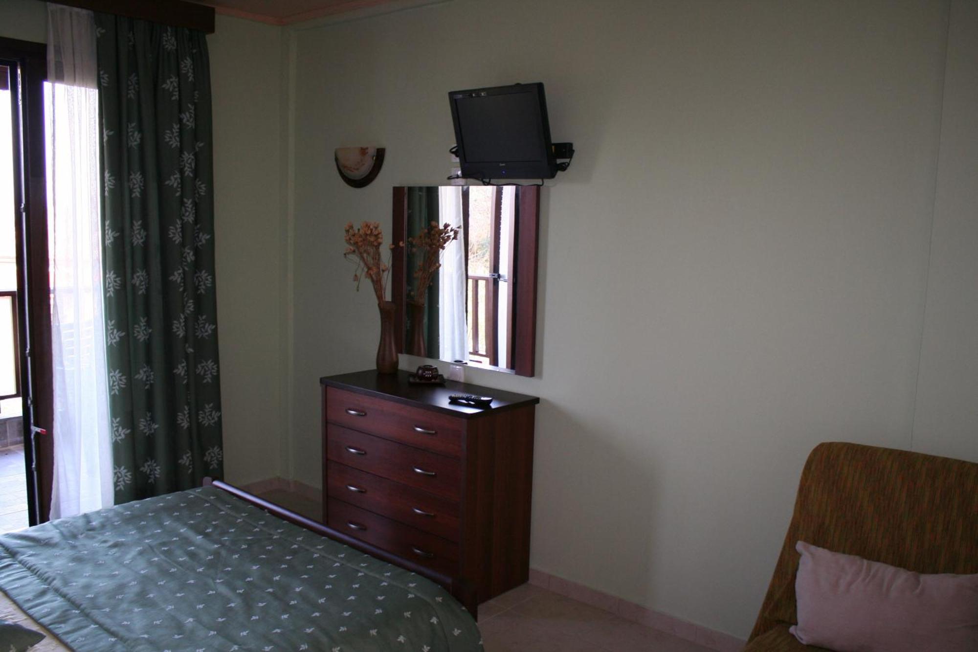 Dionysus Apartments & Suites Ierissós Pokoj fotografie
