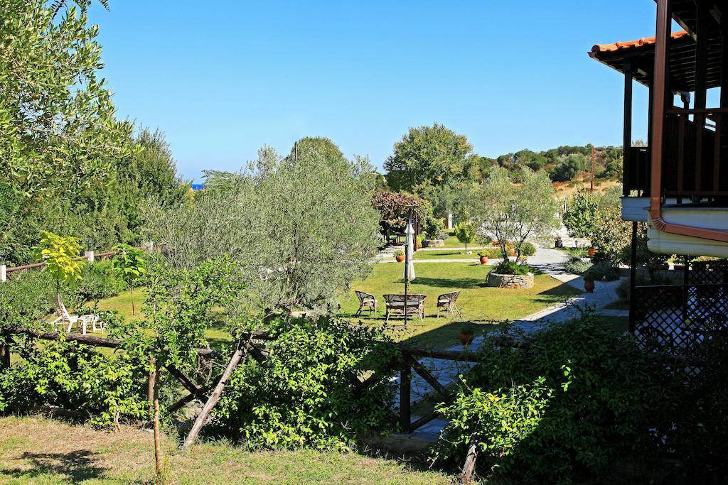 Dionysus Apartments & Suites Ierissós Exteriér fotografie